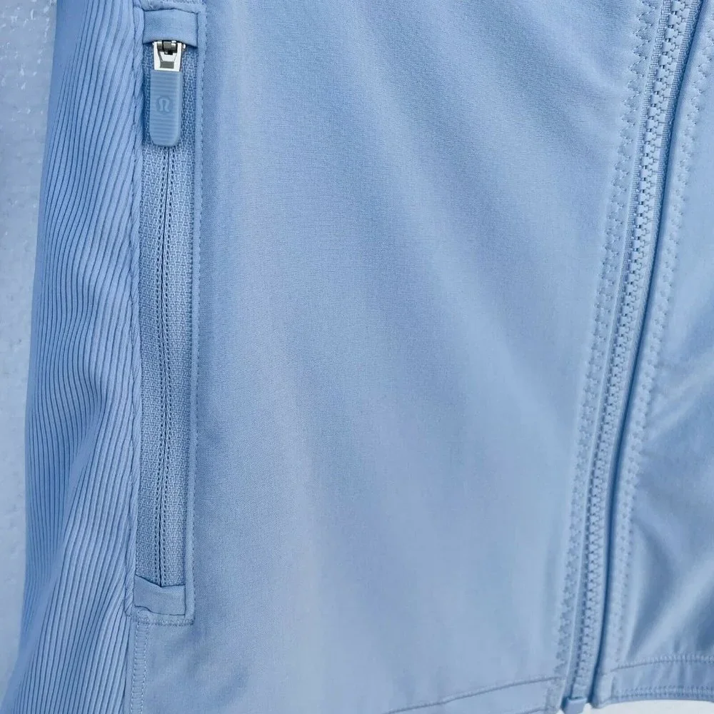 Lululemon Round Trip Jacket Cool Breeze Size 4 Zip Up Women's Workout W4AN2S